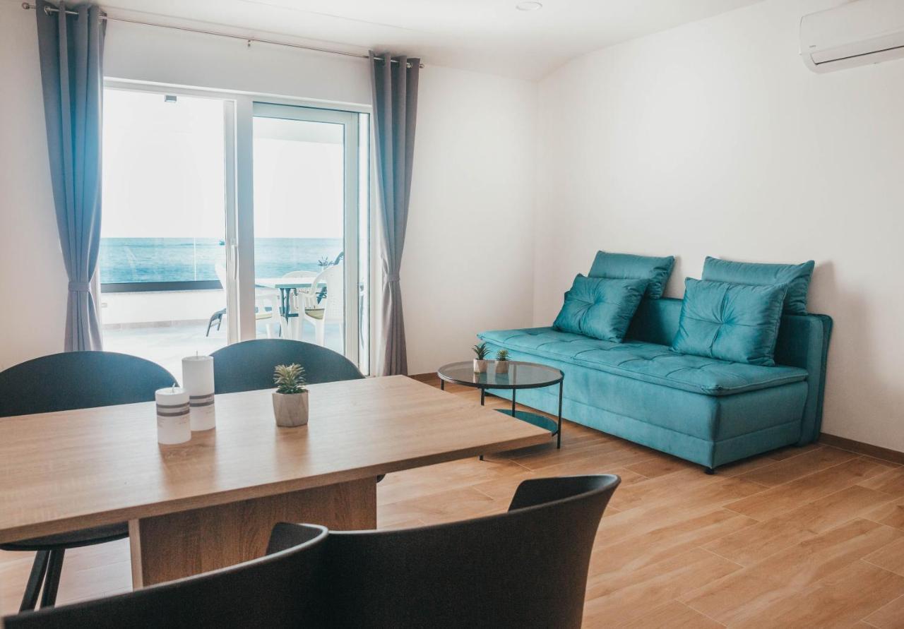 Apartments Nina Брист Екстериор снимка