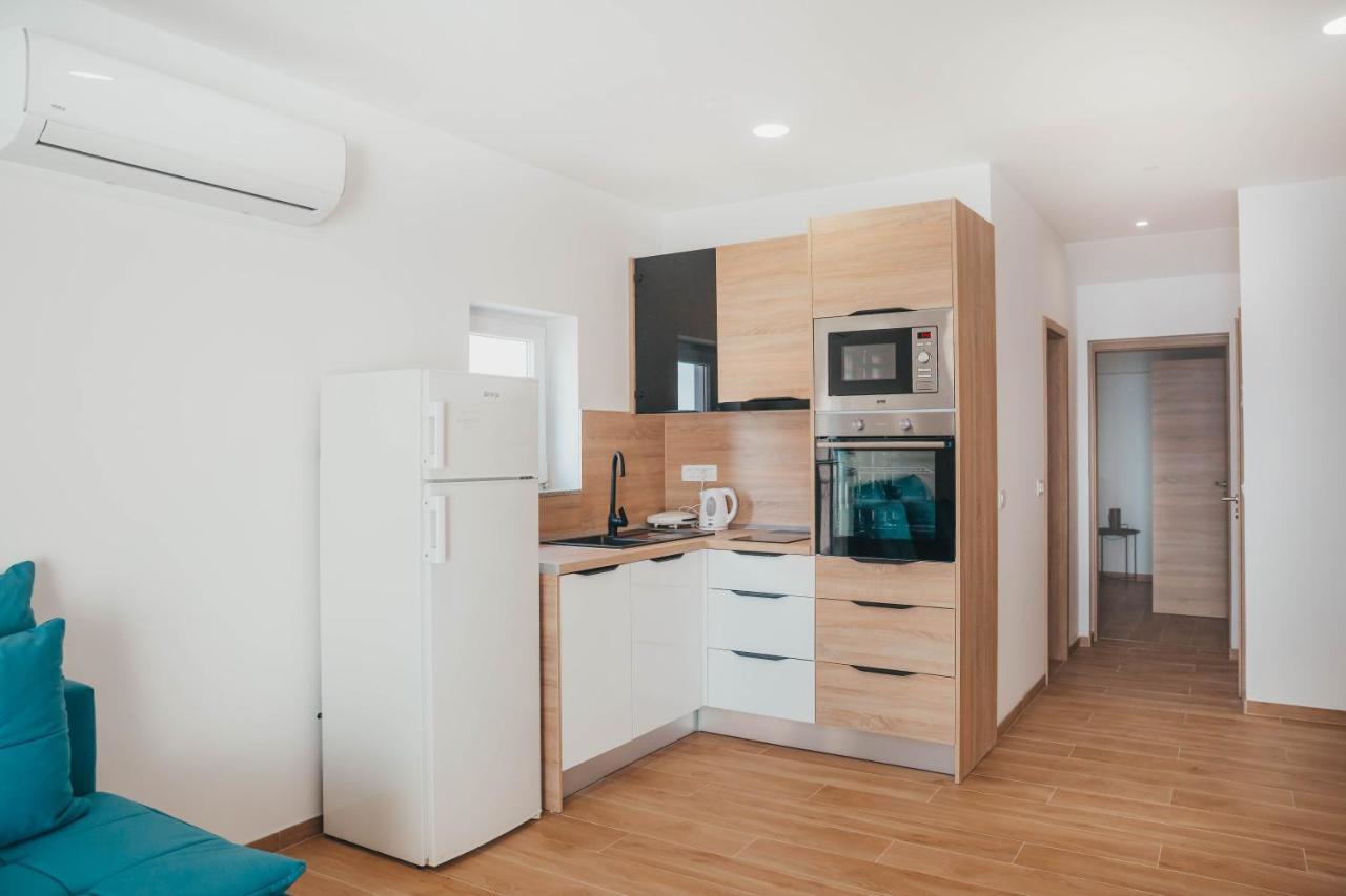 Apartments Nina Брист Екстериор снимка